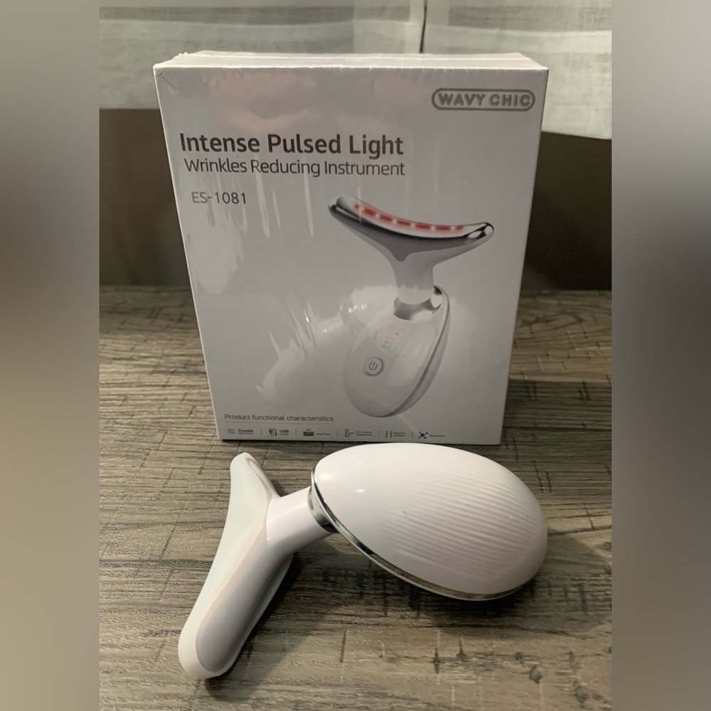 Wavy Chic Intense Pulsed Light Device